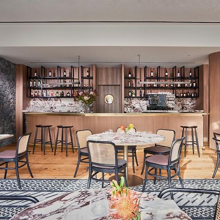 Barcelo Funchal Oldtown Hotel Екстериор снимка The Bar at The Standard East Village