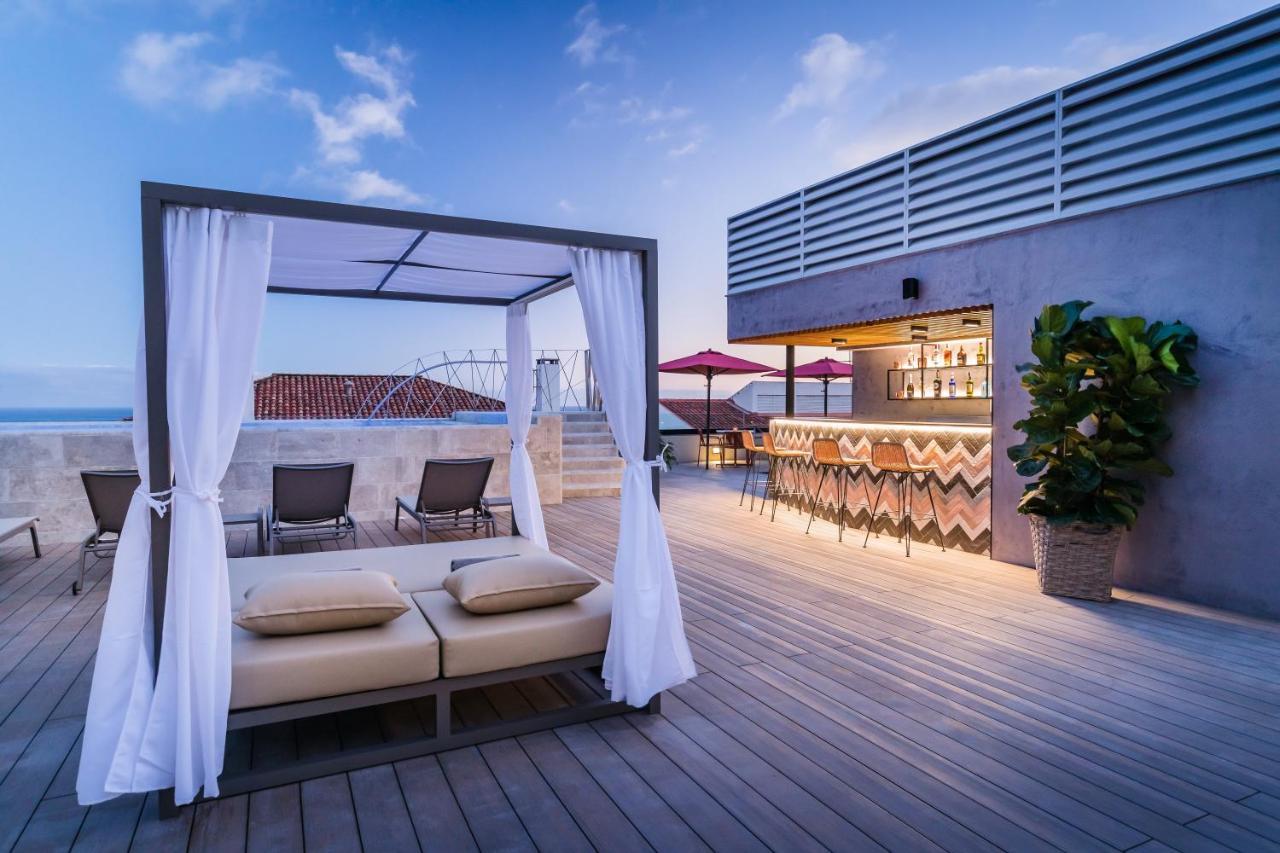 Barcelo Funchal Oldtown Hotel Екстериор снимка Sky Bar